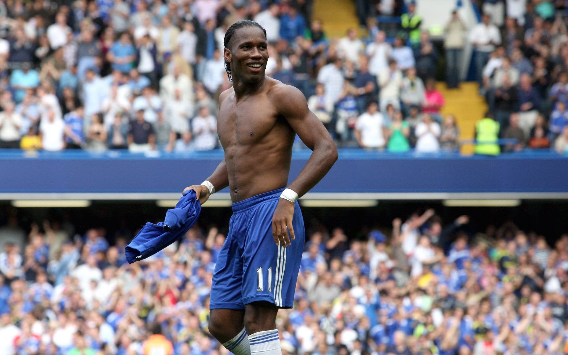 基:全黑队的“稳定器”,无论局势如何变化,他都能保持冷静